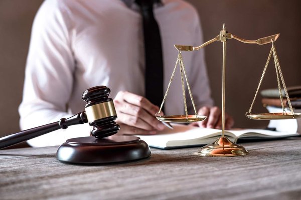 Jusqu'à quel âge doit-on verser la pension alimentaire ?