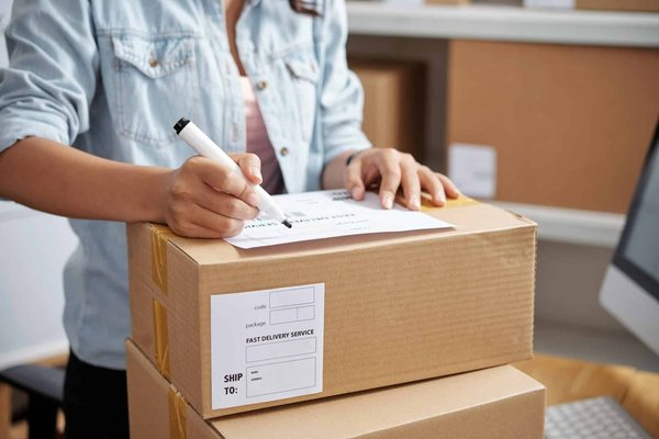 Quel est le prix d'un envoi de colis professionnel ?